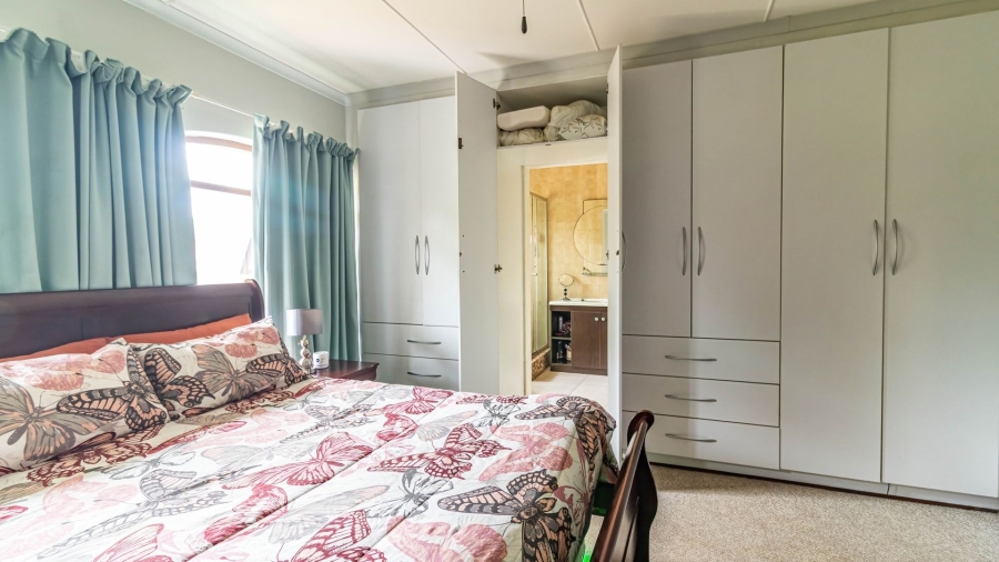 3 Bedroom Property for Sale in Beacon Bay Eastern Cape